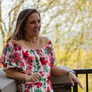 Meet your Posher, Clare